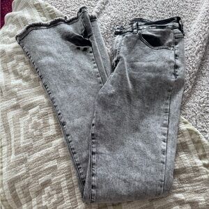 Fashion Nova Gray Ankle Jeans